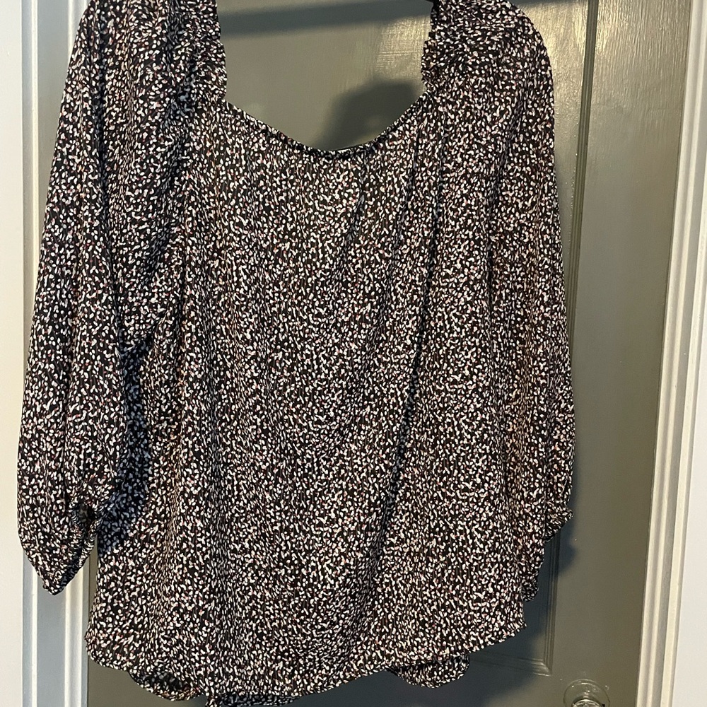 Collective Concepts Black and White Smocked Blouse